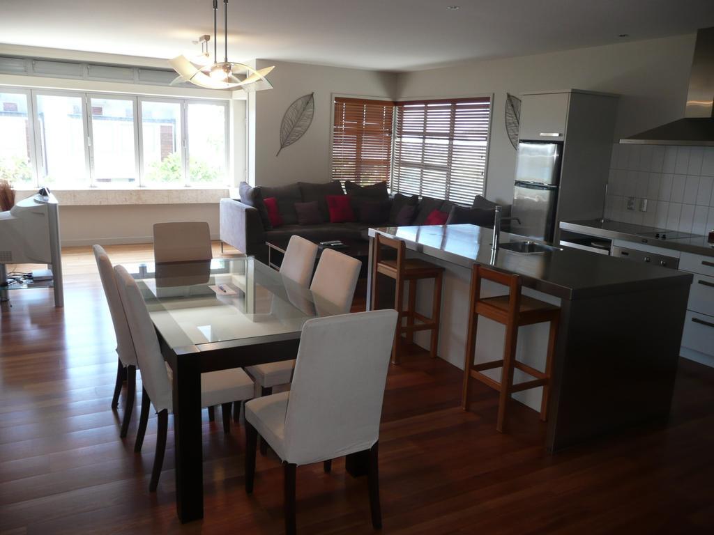 The Sands Waiheke Aparthotel Onetangi Ruang foto